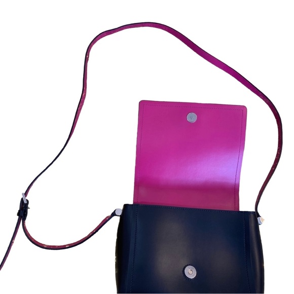 Kate โ ๏ธ Spade - Black Cross Body Bag - Picture 3 of 7